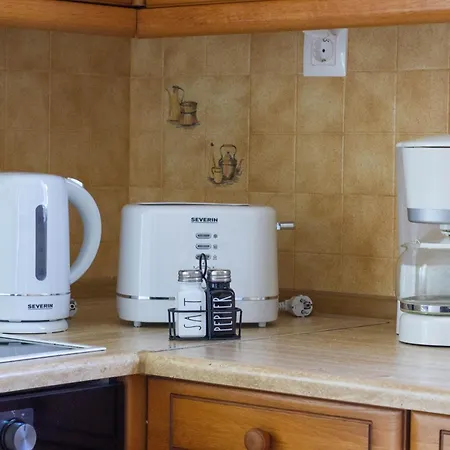 Emily's 아파트 에파노미